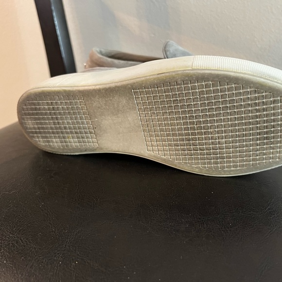 Steve Madden Women's Gills Sneaker - Picture 4 of 5